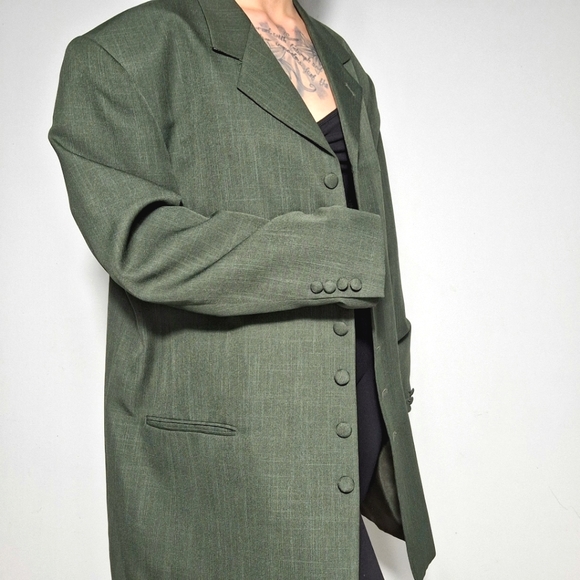 Vintage 1970's Falcone Trench Coat - Picture 4 of 8